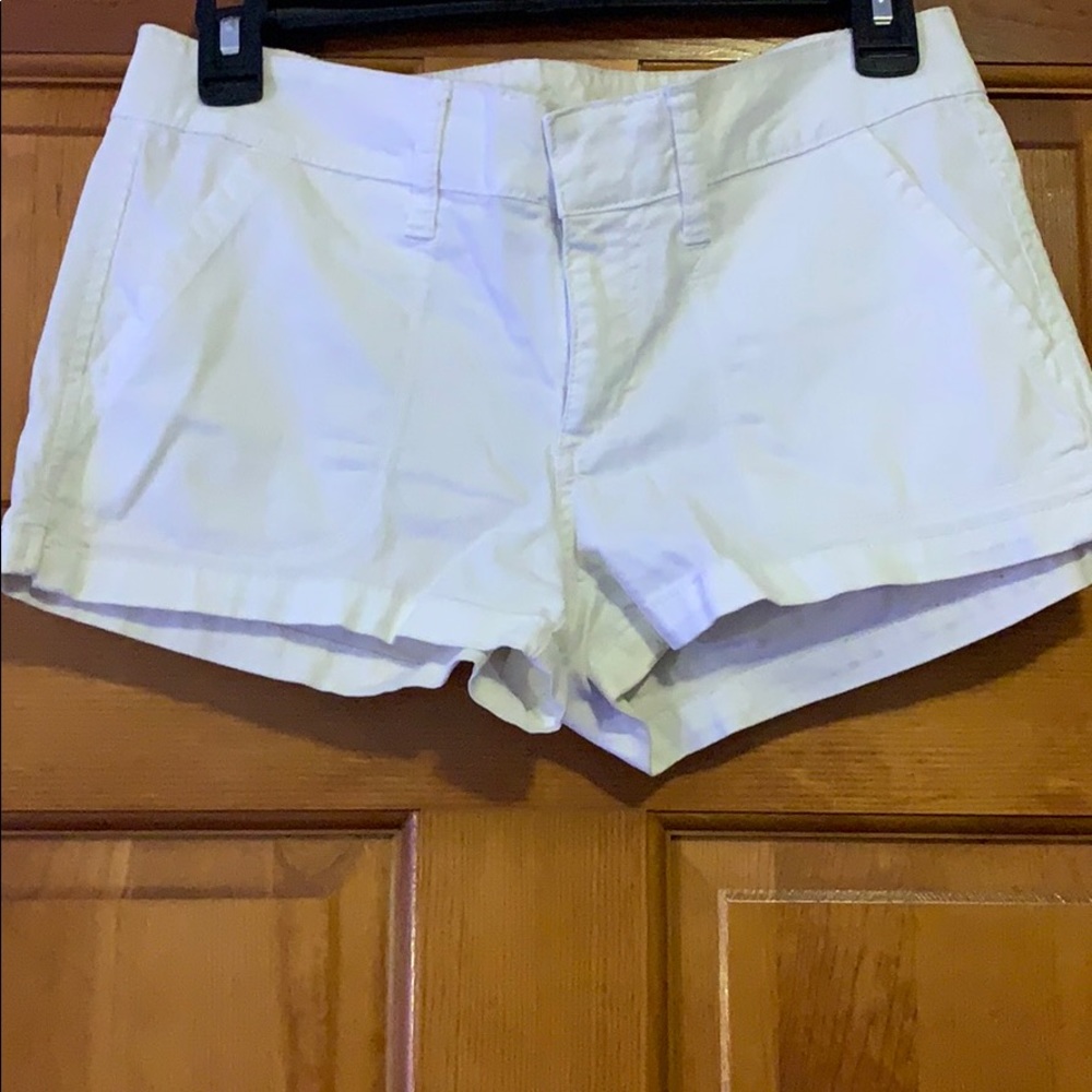 White size 5 Arizona White Shorts
